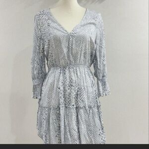 Buddy Love M Gray Snakeskin Print Long Sleeve Rushed Wrists Dress Boho Tiered